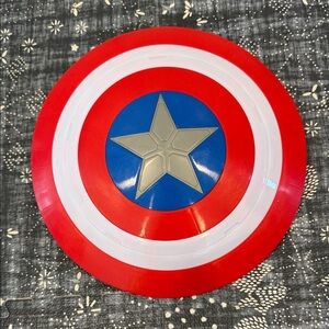 Disney Marvel Avengers Captain America Light Up Talking Shield